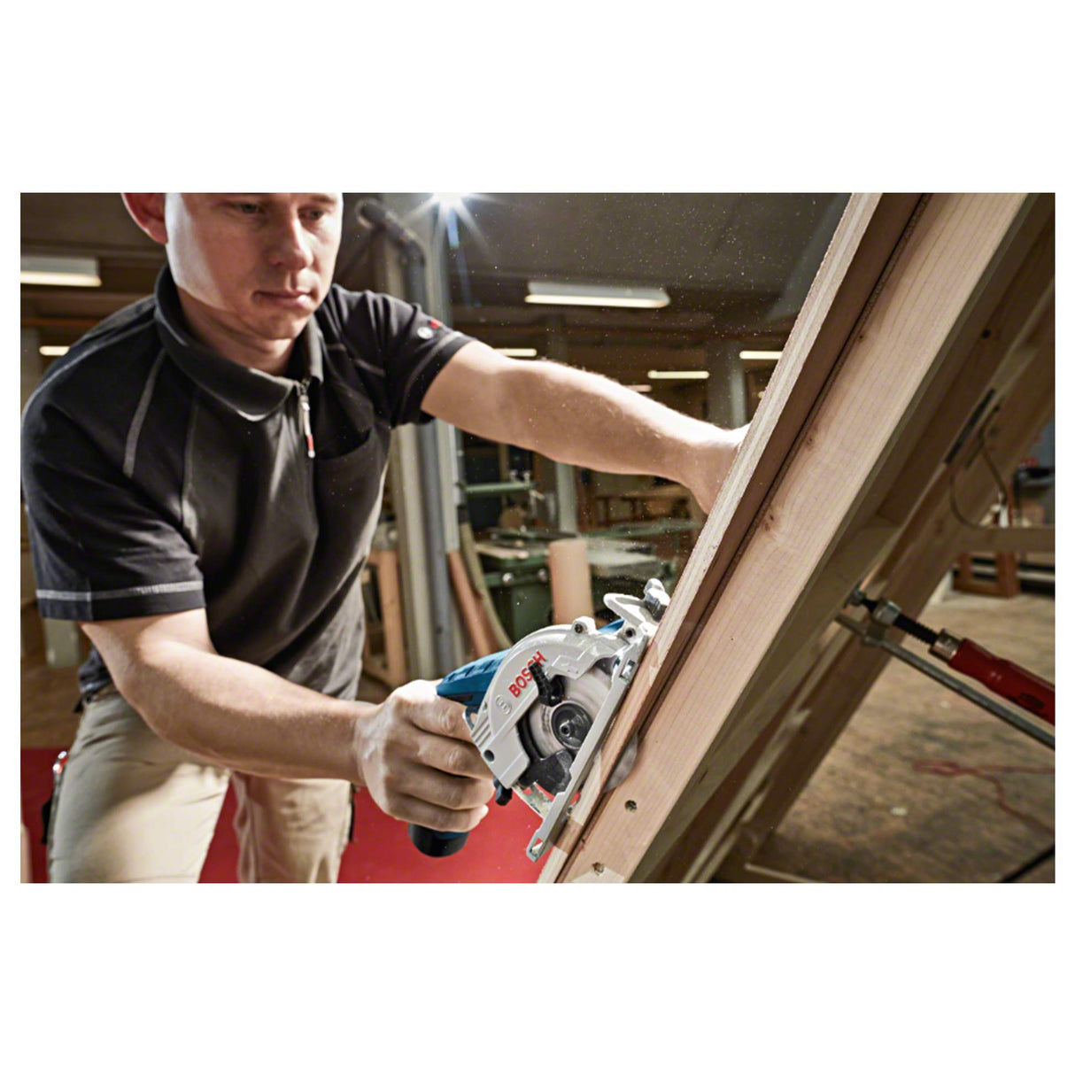 Bosch Professional 12V System GKS 12V-26 - Sierra circular a batería (Ø disco 85 mm, 2 baterías x 3.0 Ah, en L-BOXX)