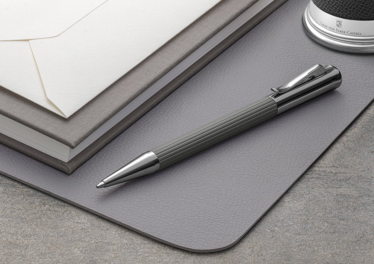 Graf von Faber-Castell 141587 Bolígrafo Tamitio, Gris Piedra