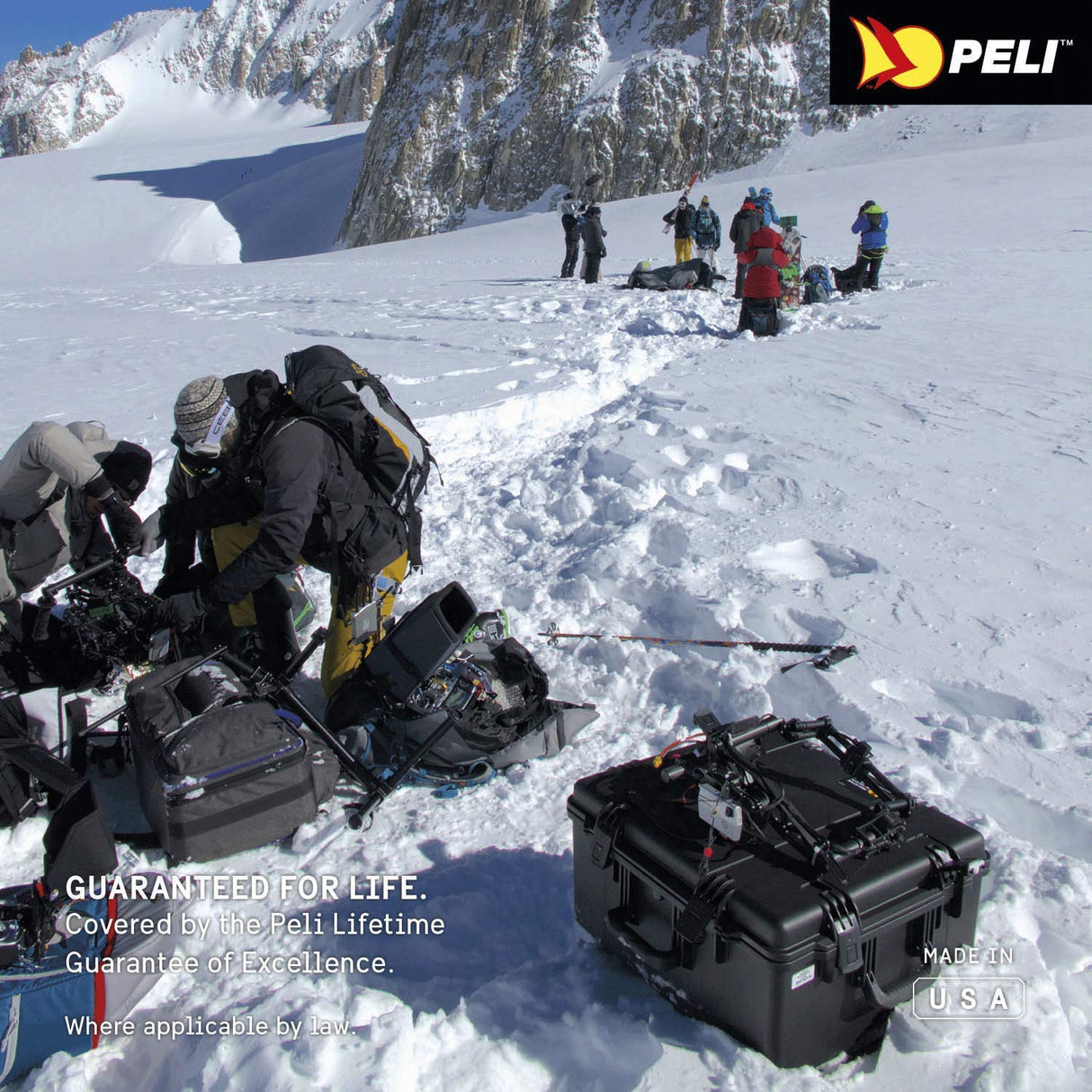 Peli Storm IM2975 Contenedor rugerizado para el Transporte de Equipos frágiles electrónicos, fotográficos y Drone, Resistente al Agua, 118L de Capacidad, Fabricado en EE.UU, sin Espuma, Color Negro