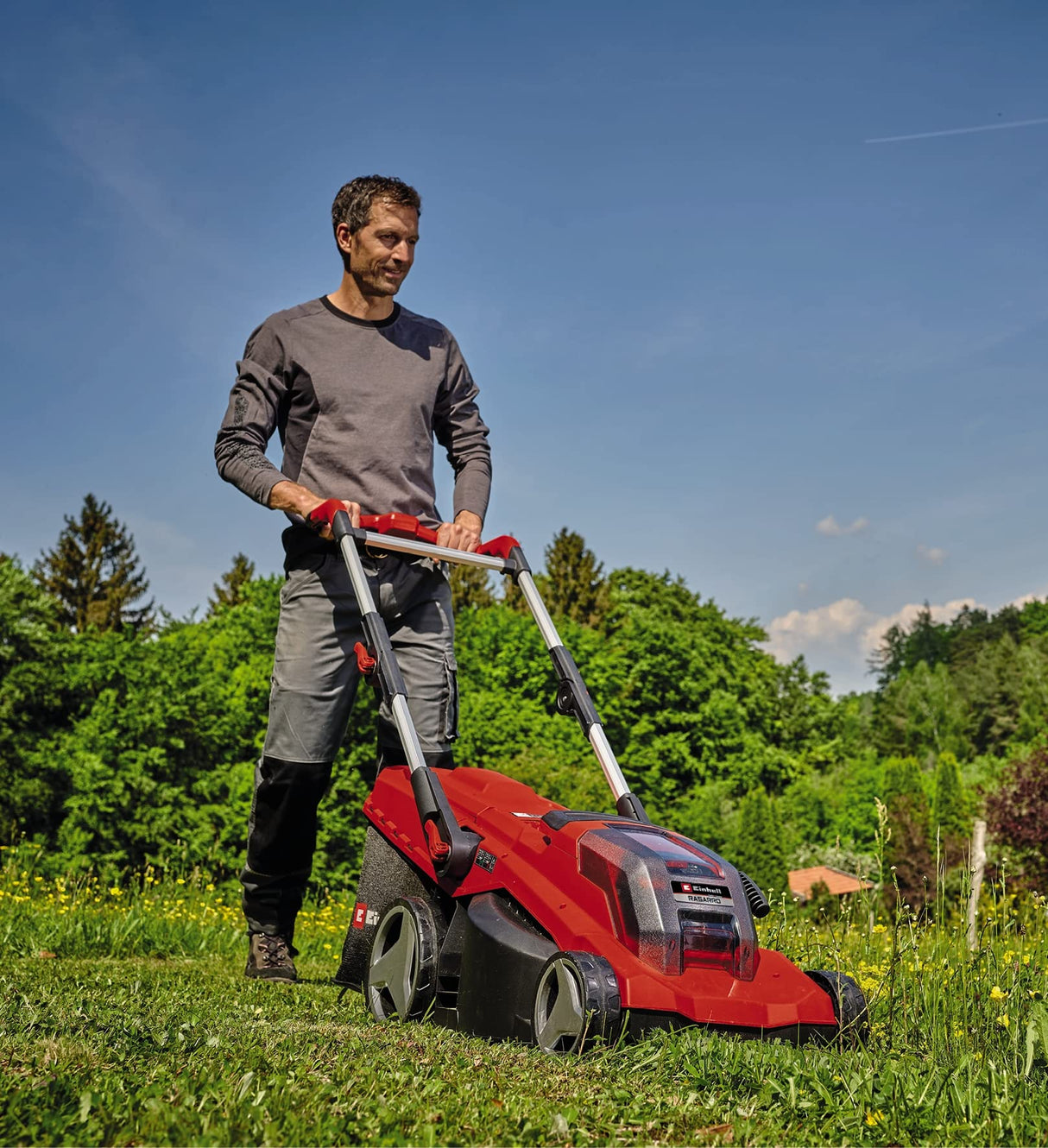 Einhell Cortacésped inalámbrico RASARRO 36/36 Kit Power X-Change (36 V, 36 cm de Ancho de Corte, hasta 400 m², Cesta de 45 L, Altura de Corte de 25-75 mm, Incluye 2 baterías de 3,0 Ah Plus + 2