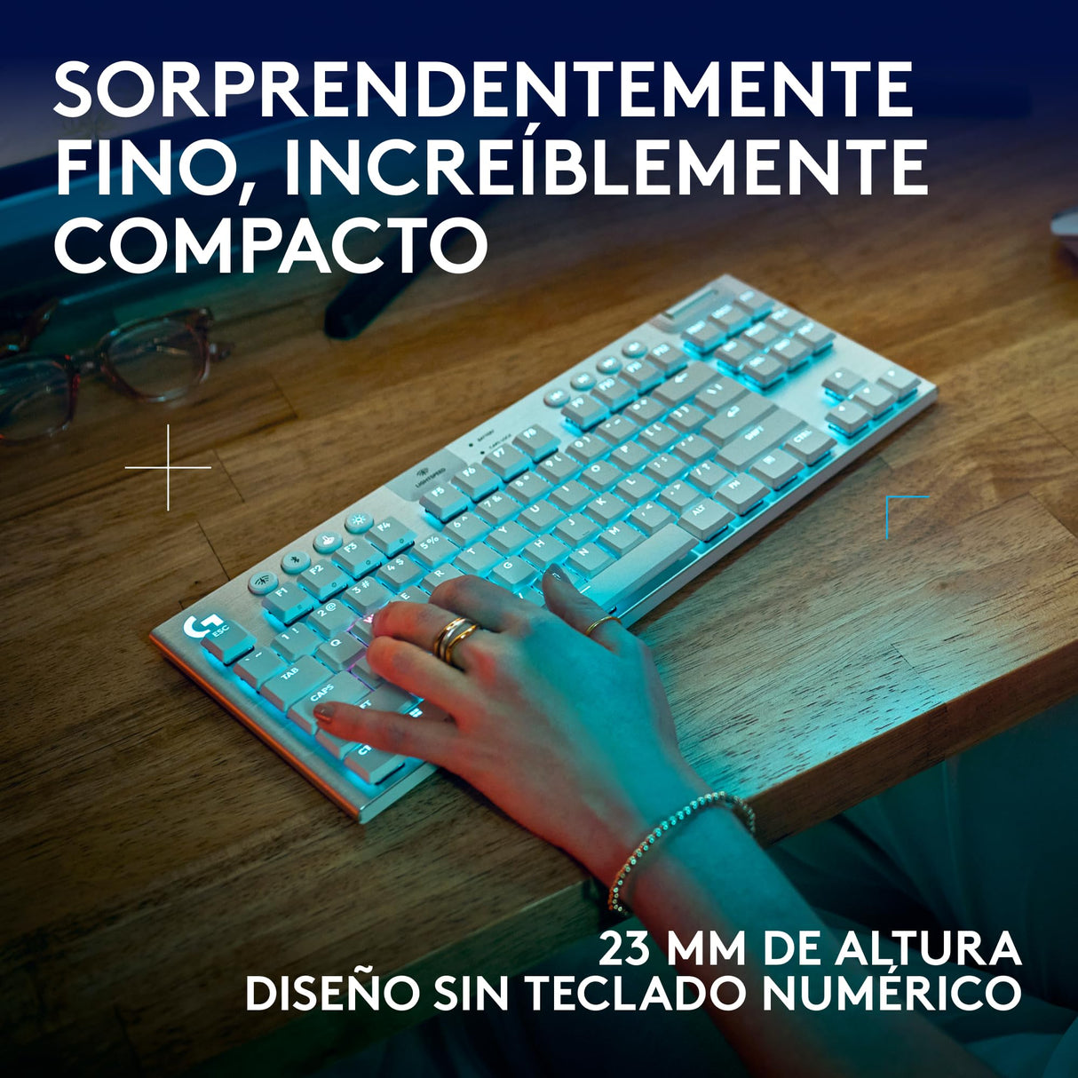Logitech G G915 X LIGHTSPEED TKL Teclado para gaming inalámbrico de perfil bajo, teclas de PBT de doble moldeado, elegante acabado en aluminio, táctil marrón GL - PC/Mac, QWERTY US - Blanco
