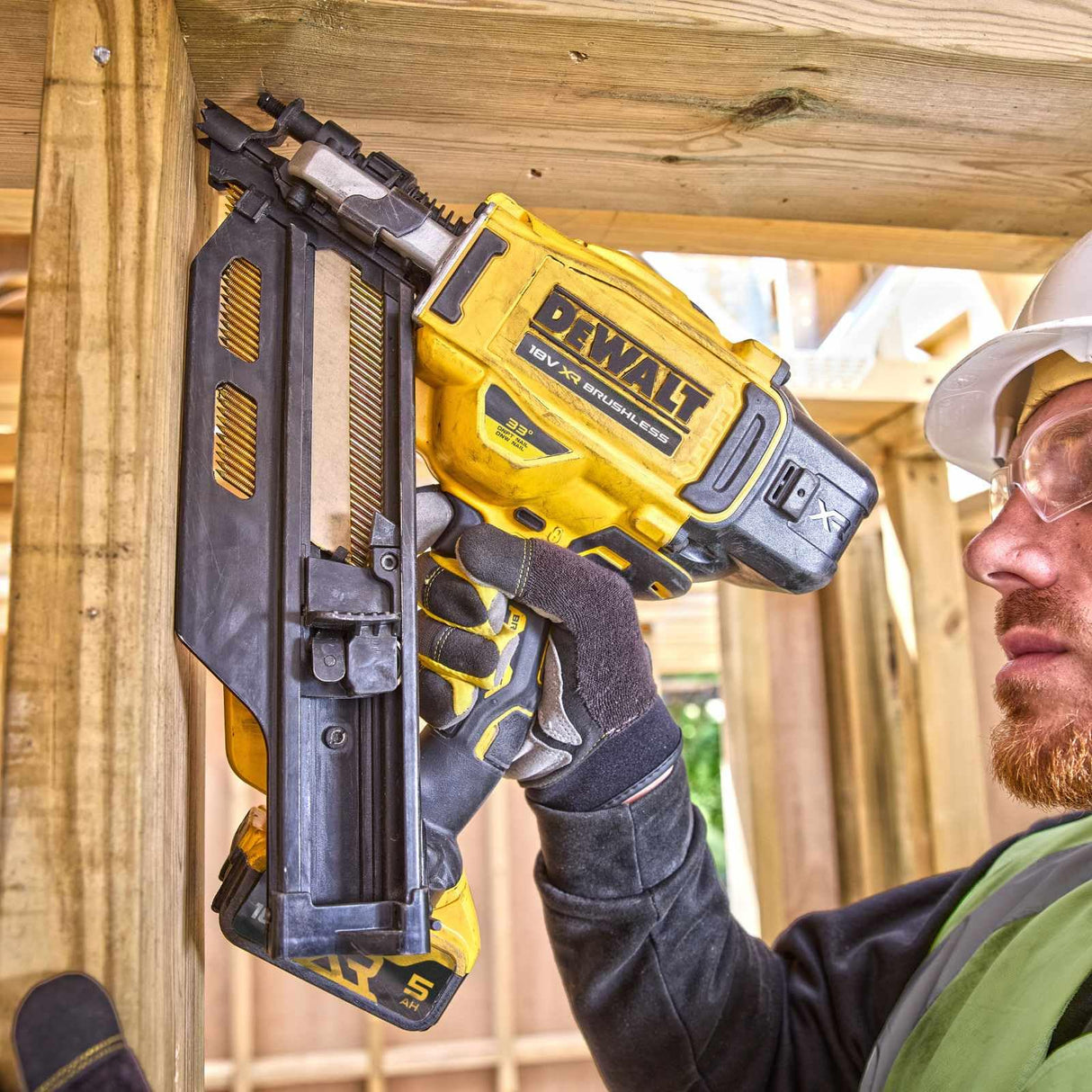 DeWalt DCN950N-XJ - Clavadora de Estructuras sin escobillas XR 18V, 33 Grados, Secuencial/Rápido, Sin batería/cargador