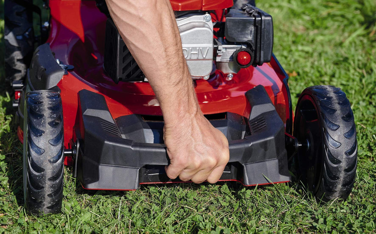 Einhell Cortacésped de gasolina GC-PM 51/3 S HW (2,7 kW, accionamiento de rueda trasera desconectable, regulación de altura de corte central de 6 niveles, bolsa colectora de hierba de 70 L)