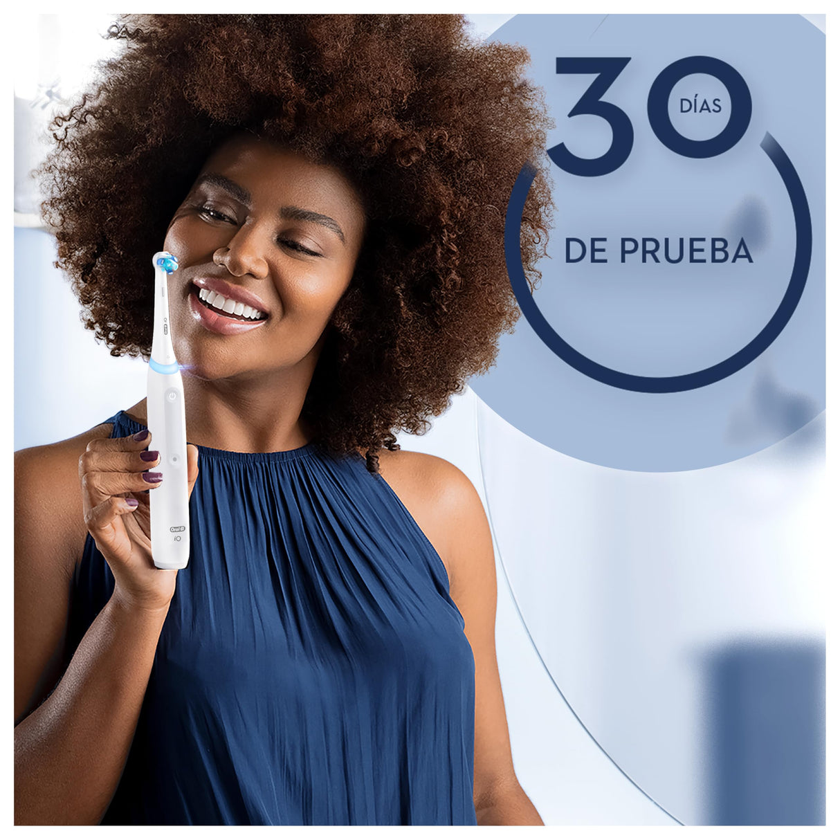 Oral-B iO 4N Cepillo de Dientes Eléctrico con 1 Cabezal y 1 Estuche de Viaje, Diseñado por Braun, Regalos Orginales - Blanco