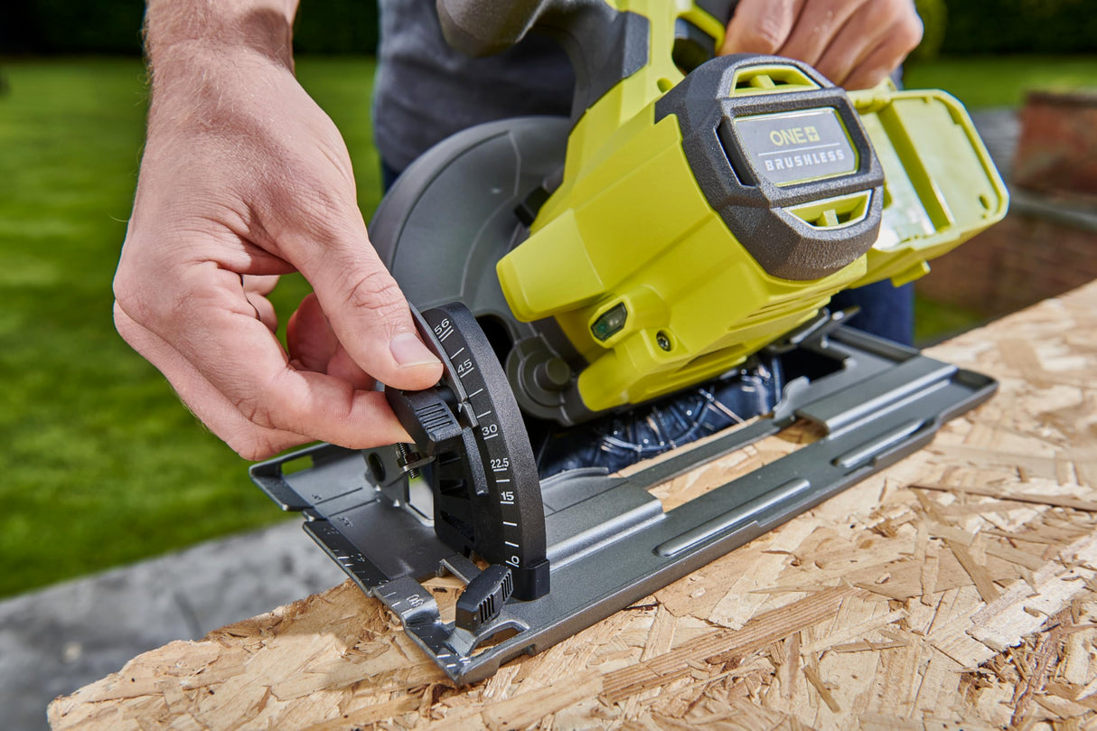 Ryobi RCS18BL-0 18V ONE+ - Sierra circular inalámbrica sin escobillas de 184 mm (herramienta desnuda)