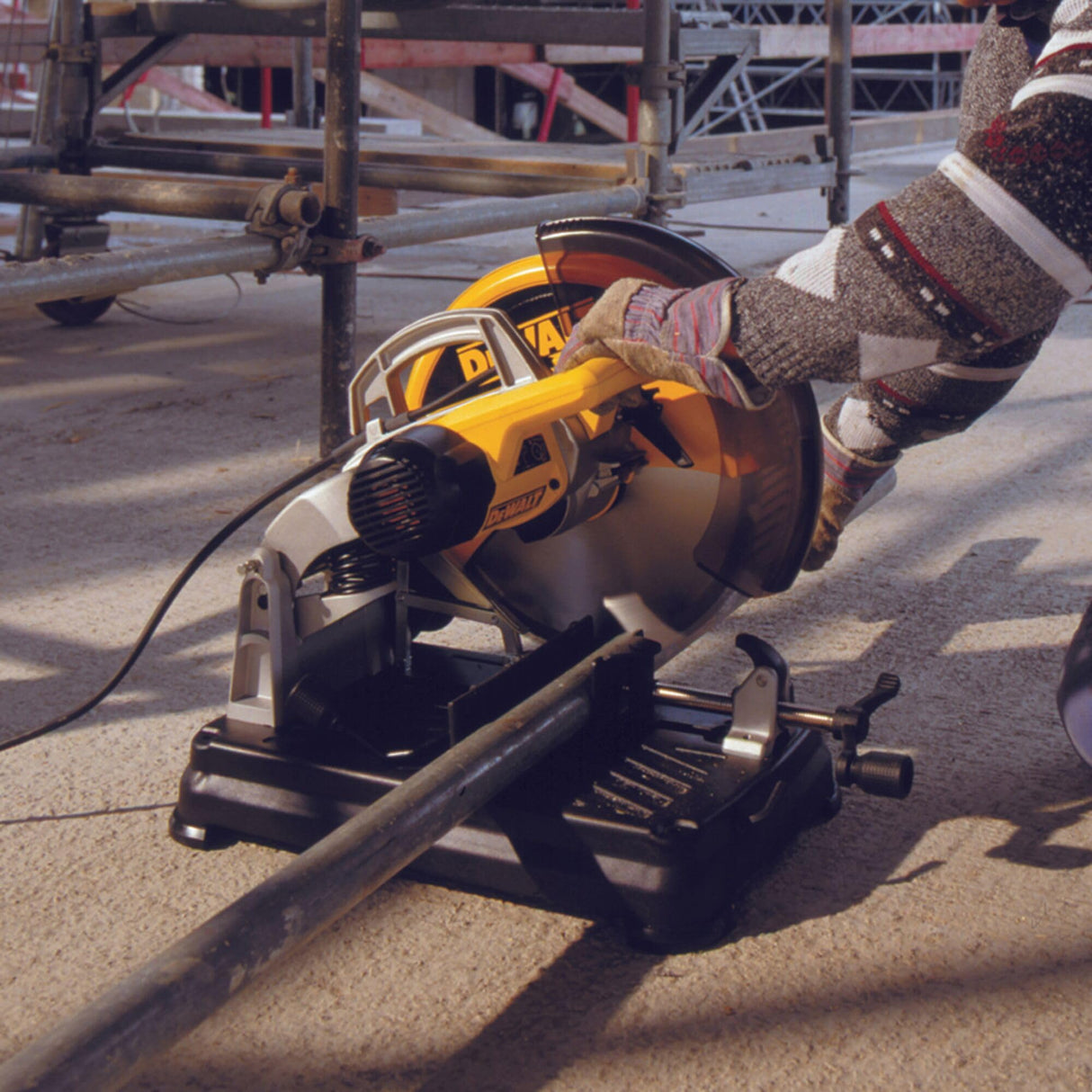 DeWalt DT1922-QZ - Hoja para sierra circular estacionaria, 355 x 25,4 mm, 90D para acero inoxidable MMJ +10º