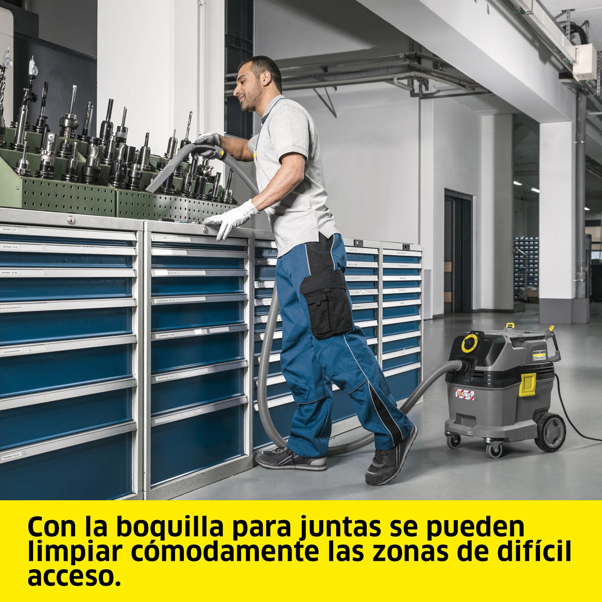 Kärcher Aspirador en seco y húmedo NT 30/1 Tact L, Potencia: 1380 W, depósito: 30 l, Manguera de succión: 2,5 m, Boquilla barredora de Suelos (360 mm), Boquilla para Ranuras