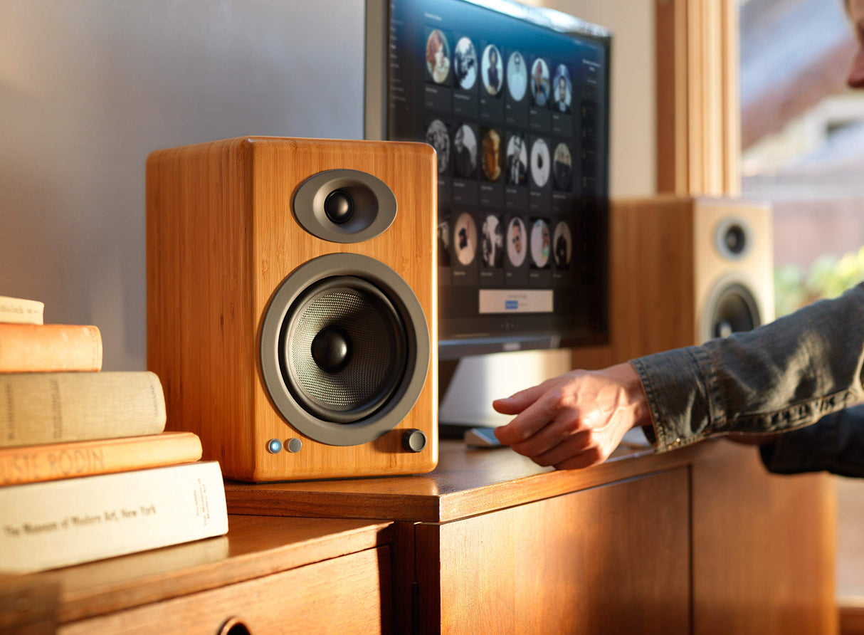Audioengine Altavoces de estantería Altavoces Bluetooth A5 Plus de 150 W para Cine en casa y Estudios