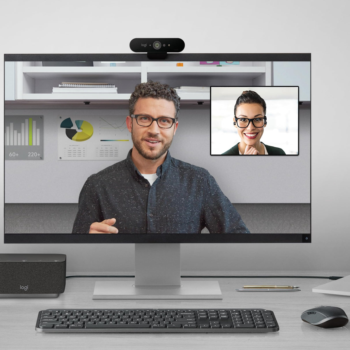 Logitech - Logi Dock, Todo en uno USB C Base de conexión para portátil, Altavoz, micrófonos con cancelación de Ruido, Bluetooth, HDMI, certificación para Zoom, Google Meet, Google Voice - Grafito