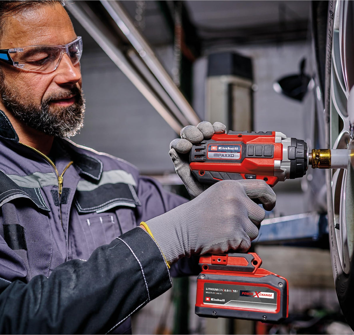 Einhell Professional atornillador de impacto con batería IMPAXXO 18/450 (1x4,0Ah) Power X-Change (18 V, 450 Nm, brushless, alojamiento cuadrado exterior, incl. batería 4 Ah, cargador, juego de llaves)
