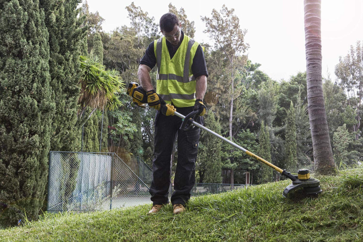 DeWalt DCM561P1-QW DCM561P1-QW-Desbrozadora sin escobillas XR 18V 5.0Ah 33cm, 18 V