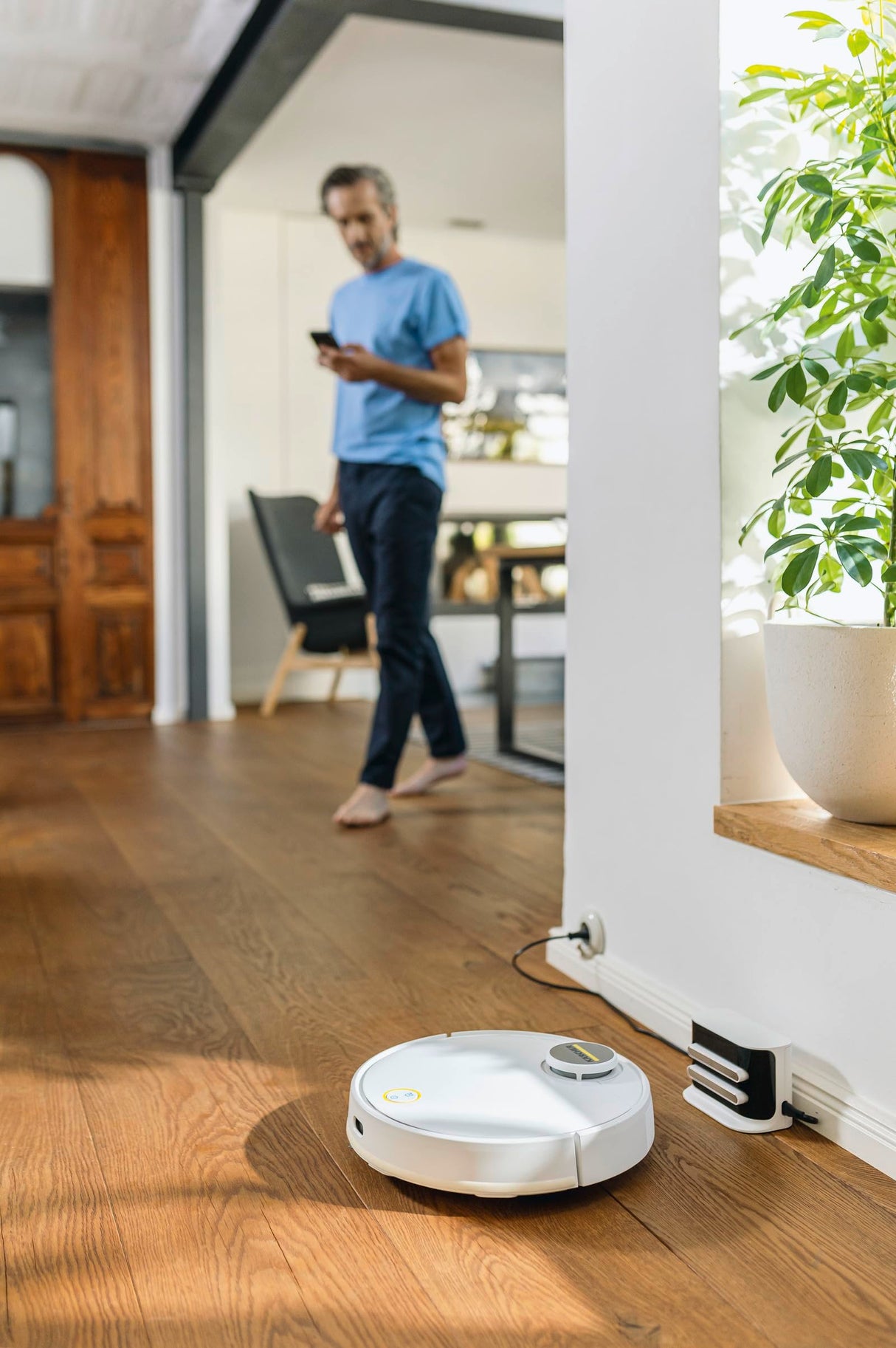 Kärcher, Robot Aspirador RCV 3, App Inteligente, Navegación láser LiDAR, Cartografía, Reconocimiento del Entorno, 2500 Pa, Autonomía de 120 min, para Suelos Duros y alfombras, Blanco