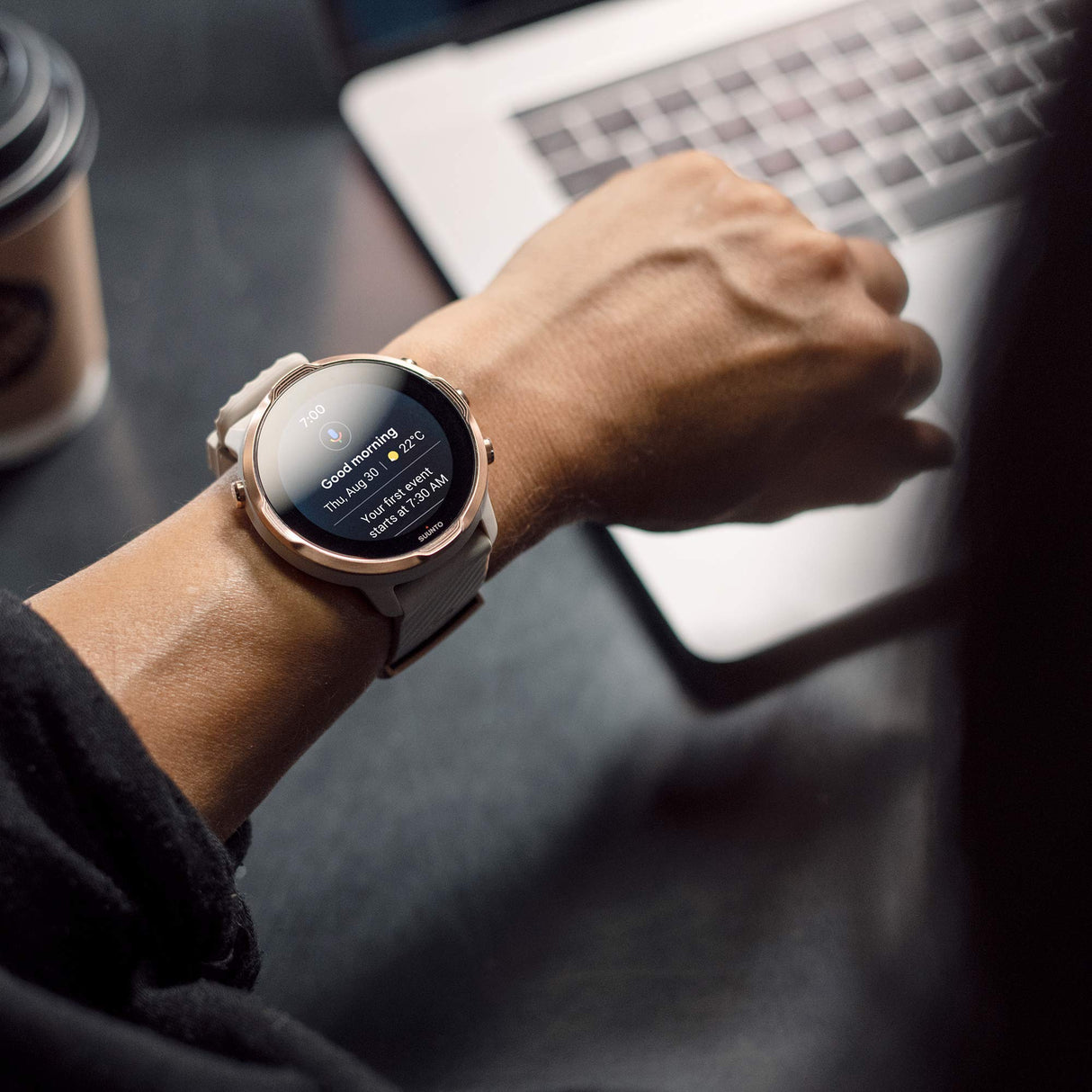 Suunto 7 Smartwatch con aplicaciones versátiles y Wear OS de Google