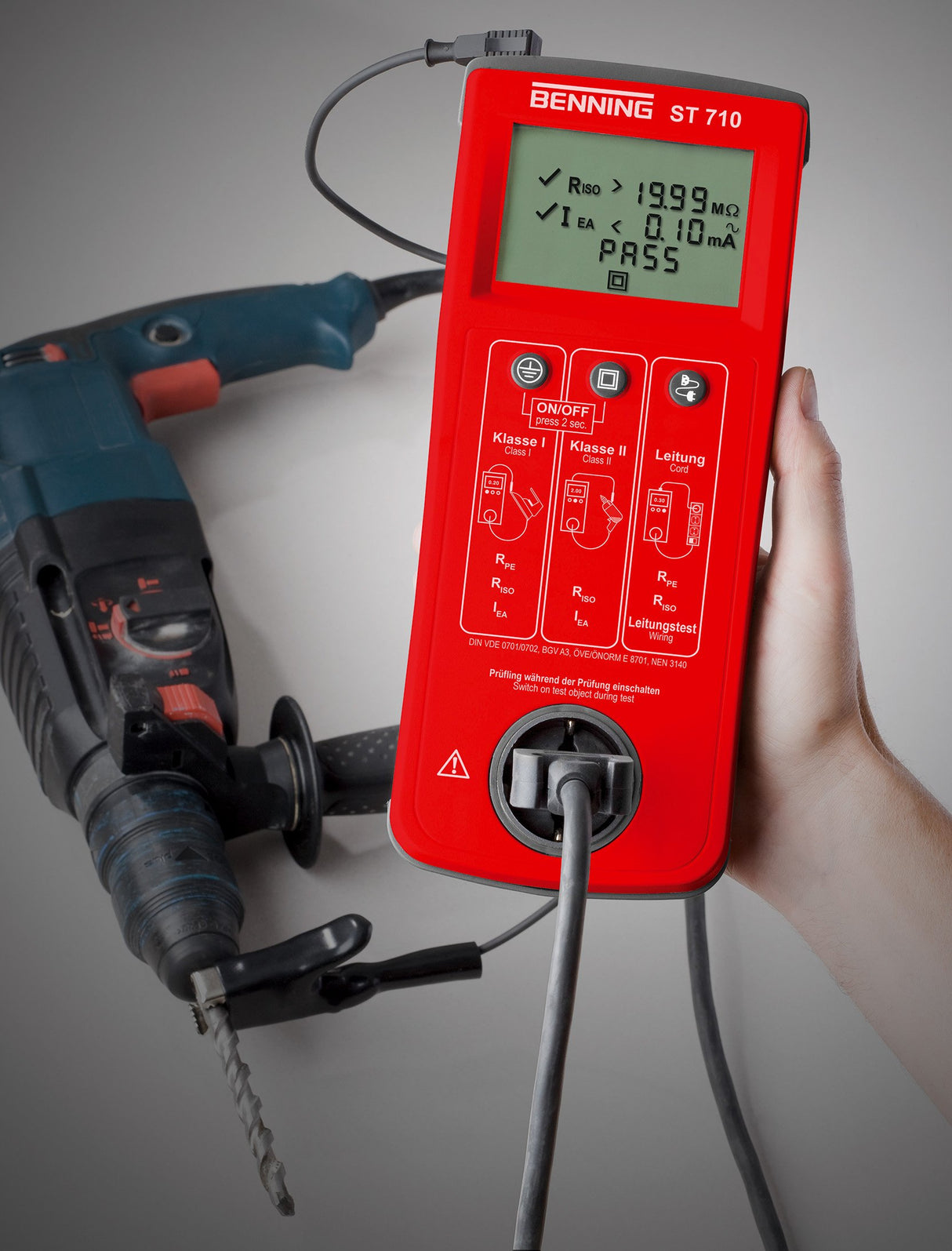 Benning 050308 "ST 710" aparato probador, rojo