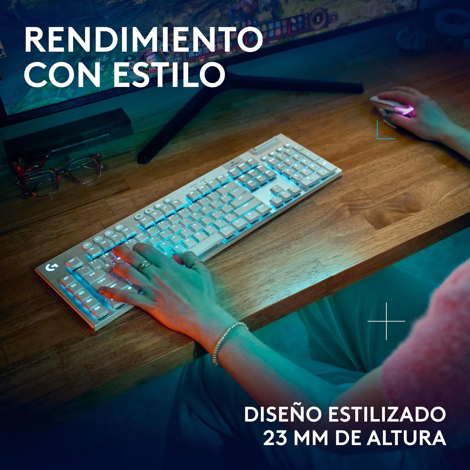Logitech G G915 X LIGHTSPEED Teclado para gaming inalámbrico de perfil bajo, teclas de PBT de doble moldeado, elegante acabado en aluminio, interruptores táctiles marrones GL,PC/Mac,QWERTY US - Blanco