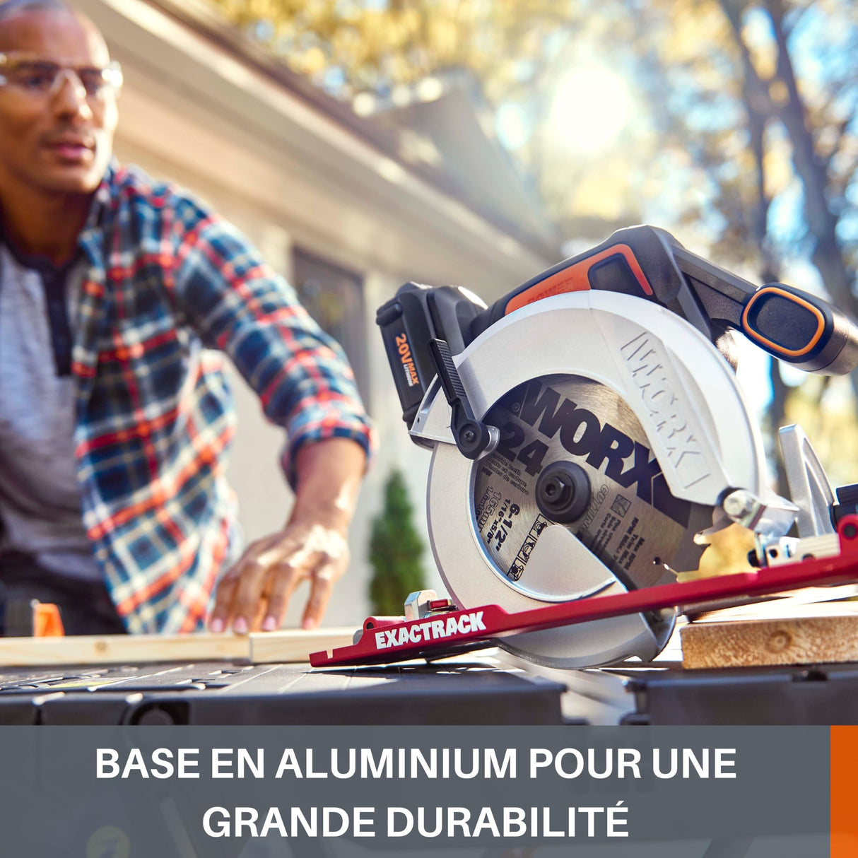 WORX WX530 Sierra circular Exactrack 20V PowerShare, Batería 2Ah, Corte en bisel hasta 50 grados, base de aluminio, Bloqueo del husillo, Negro