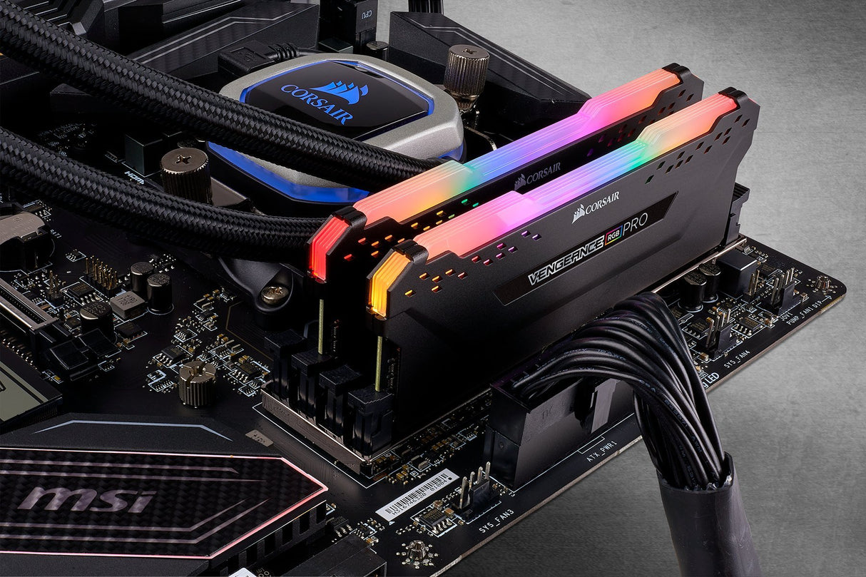 Corsair Vengeance RGB Pro 32 GB (2 x 16 GB) DDR4 3600 MHz C18, Kit de Memoria de Alto Rendimiento (AMD optimizado), Ordenador de escritorio, Negro