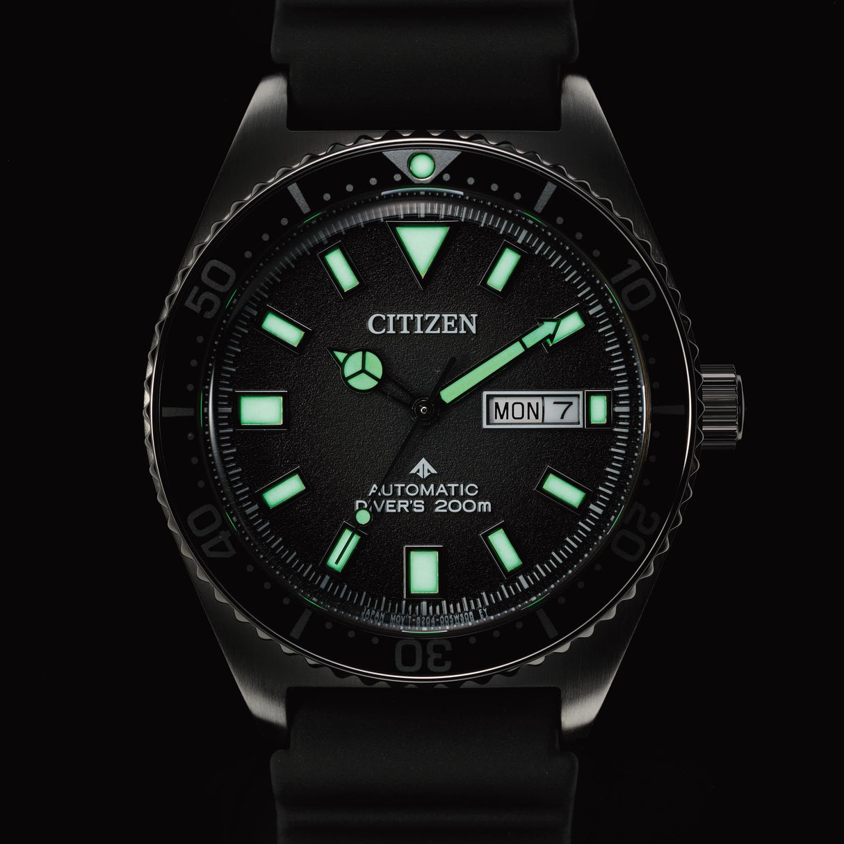 Citizen Reloj Analógico para Hombres de Automático con Correa en Poliuretano NY0120-01E