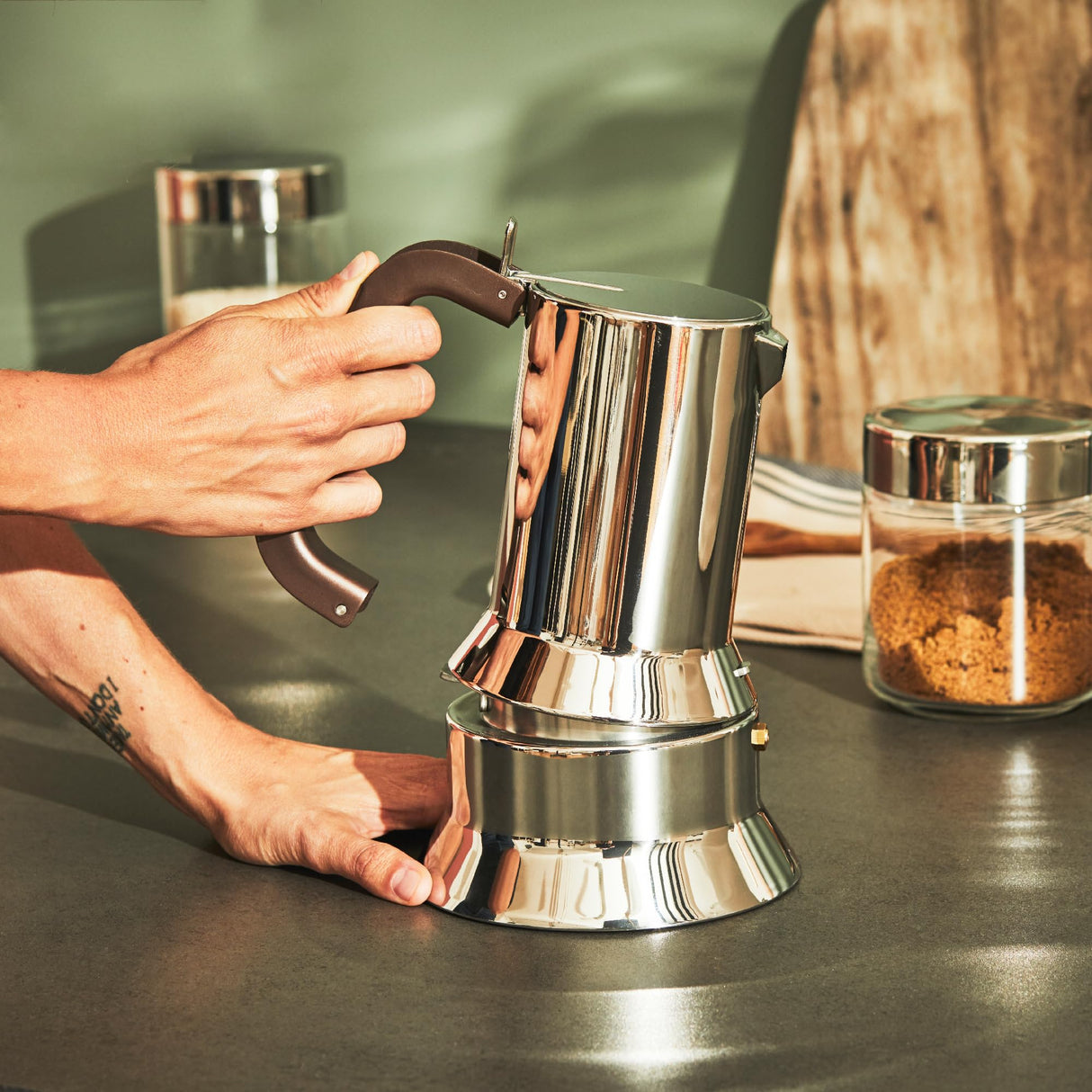 Alessi 9090/M Cafetera de Diseño de Acero Inoxidable, 10 Tazas, Plata