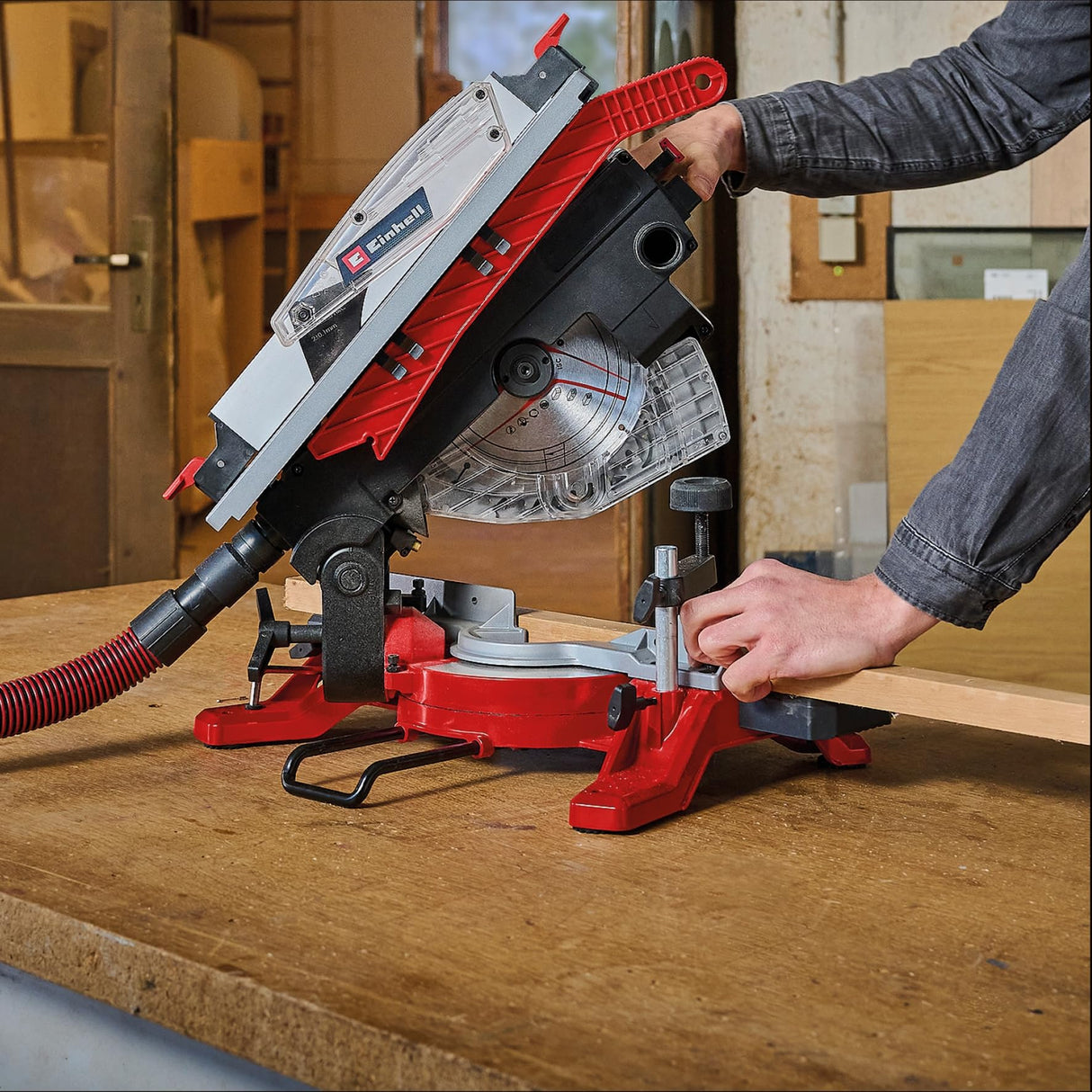 Einhell Sierra ingletadora y tronzadora y mesa TE-MS 216 T (1500W, hoja de sierra de Ø216mm, ancho de corte 120mm, profundidad 55mm, incl. láser de línea de corte, func. de sierra circular de mesa)