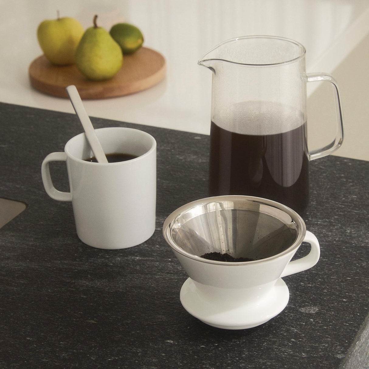 Alessi Slow Coffee KT01S1 - Set de Slow Coffee de Design, Compuesto por Jarra, Portafiltro y Filtro de Malla, en Acero Inoxidable 18/10