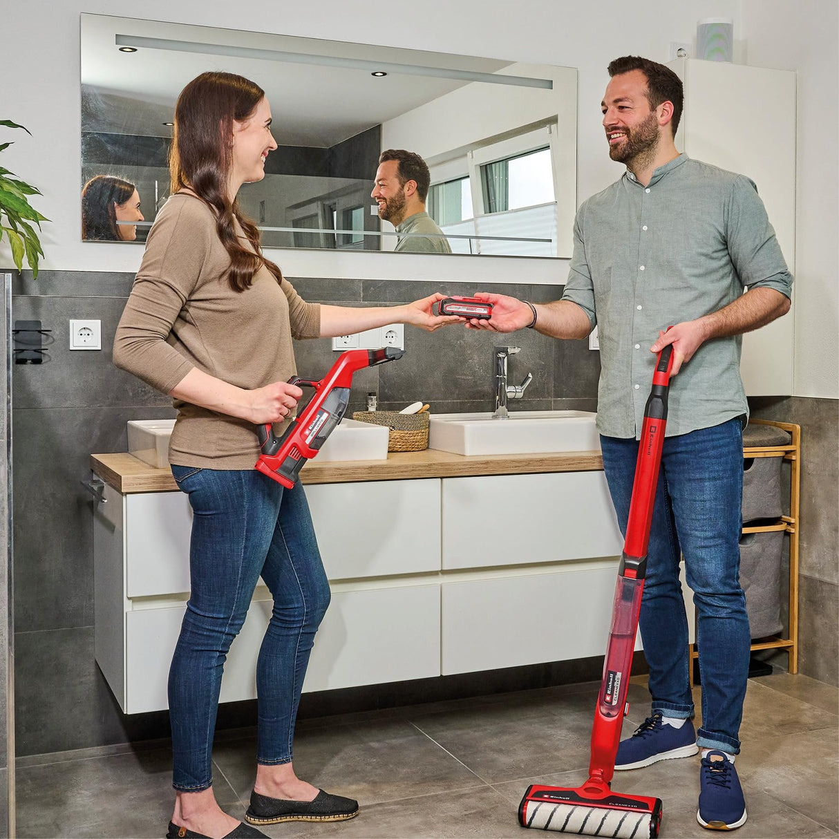 Einhell Limpiador de suelos duros con batería CLEANEXXO Power X-Change (18 V, cepillo cilíndrico de 290 mm, modo BOOST, función de autolimpieza, suministro de agua controlable, sin batería)