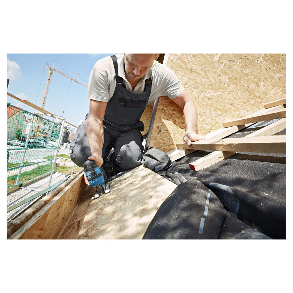 Bosch Professional 18V System GST 18V-LI S - Sierra de calar a batería (2700 cpm, profundidad de corte 120 mm, sin batería, en L-BOXX)