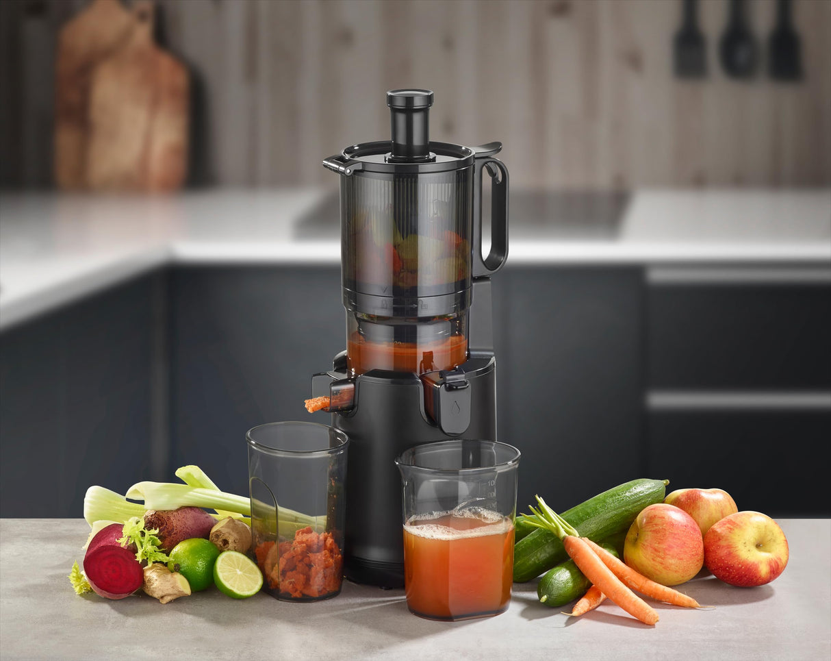 CASO JuiceFit Pro - Licuadoras para zumos y batidos - Slow Juicer con 40 RPM de Velocidad - Abertura grande para frutas enteras - 30% más de jugo - Tamaño Compacto - Jarra 1.000 ml, negra
