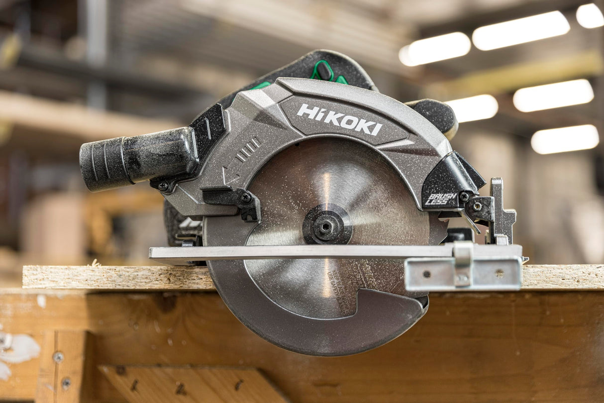HIKOKI Akku Handkreissäge C1807DA (18V, Li-Ion, 190 mm Sägeblatt, Brushless, LED, Spindelarretierung, Transportkoffer, Sägeblatt, ohne Akku und Ladegerät)