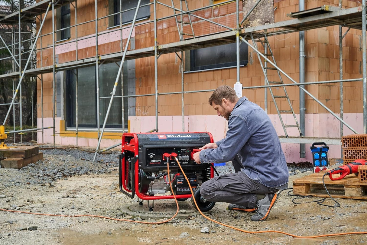 Einhell Generador de corriente (gasolina) TC-PG 8000 (potencia máxima 8000 W, potencia continua máx. 7500 W, depósito de 25 l, motor de 4 tiempos, 2x 230 V, 1x 400 V, seguro a falta de aceite)