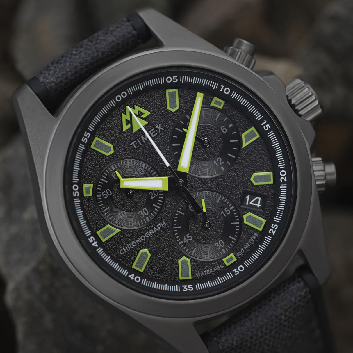 Timex Expedition North - Reloj de 43 mm para hombre, goma sintética negra, esfera negra de dos piezas, caja de titanio TW2V96300