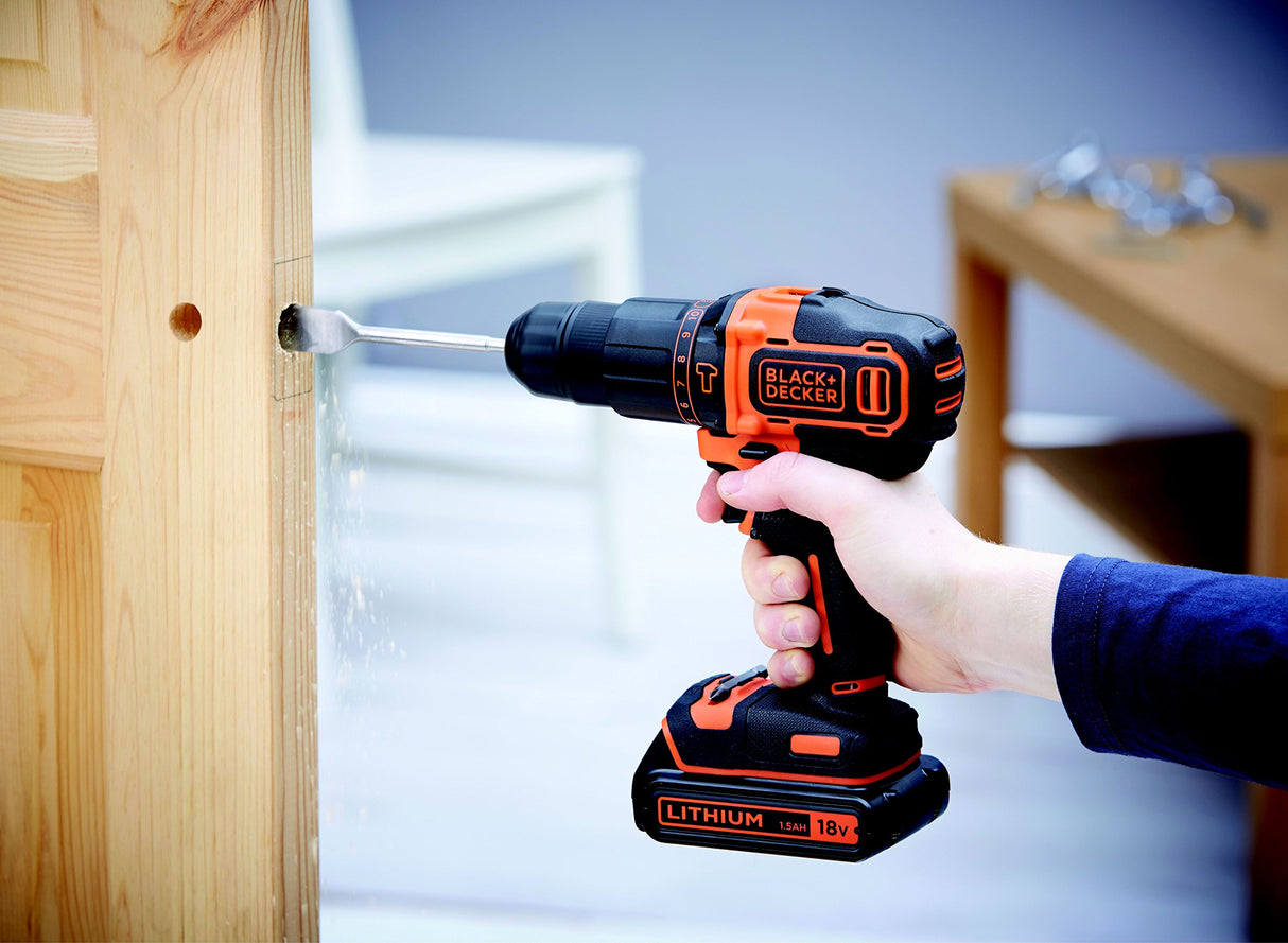 BLACK+DECKER BDCHD18BOA Taladro atornillador de percusión con doble batería de litio de 18V 1 5&Ah 160 accesorios