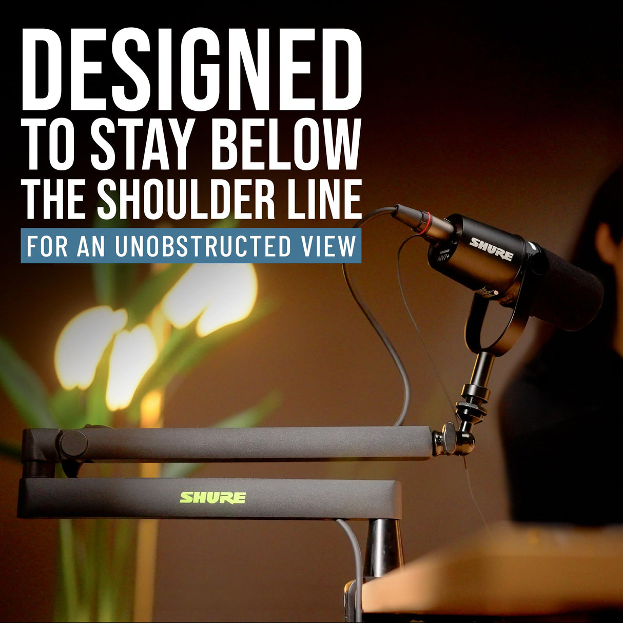Shure by Gator Soporte premium de perfil bajo para micrófono de escritorio; totalmente ajustable para podcasts, streaming y configuraciones de home office (SH-BROADCAST2)