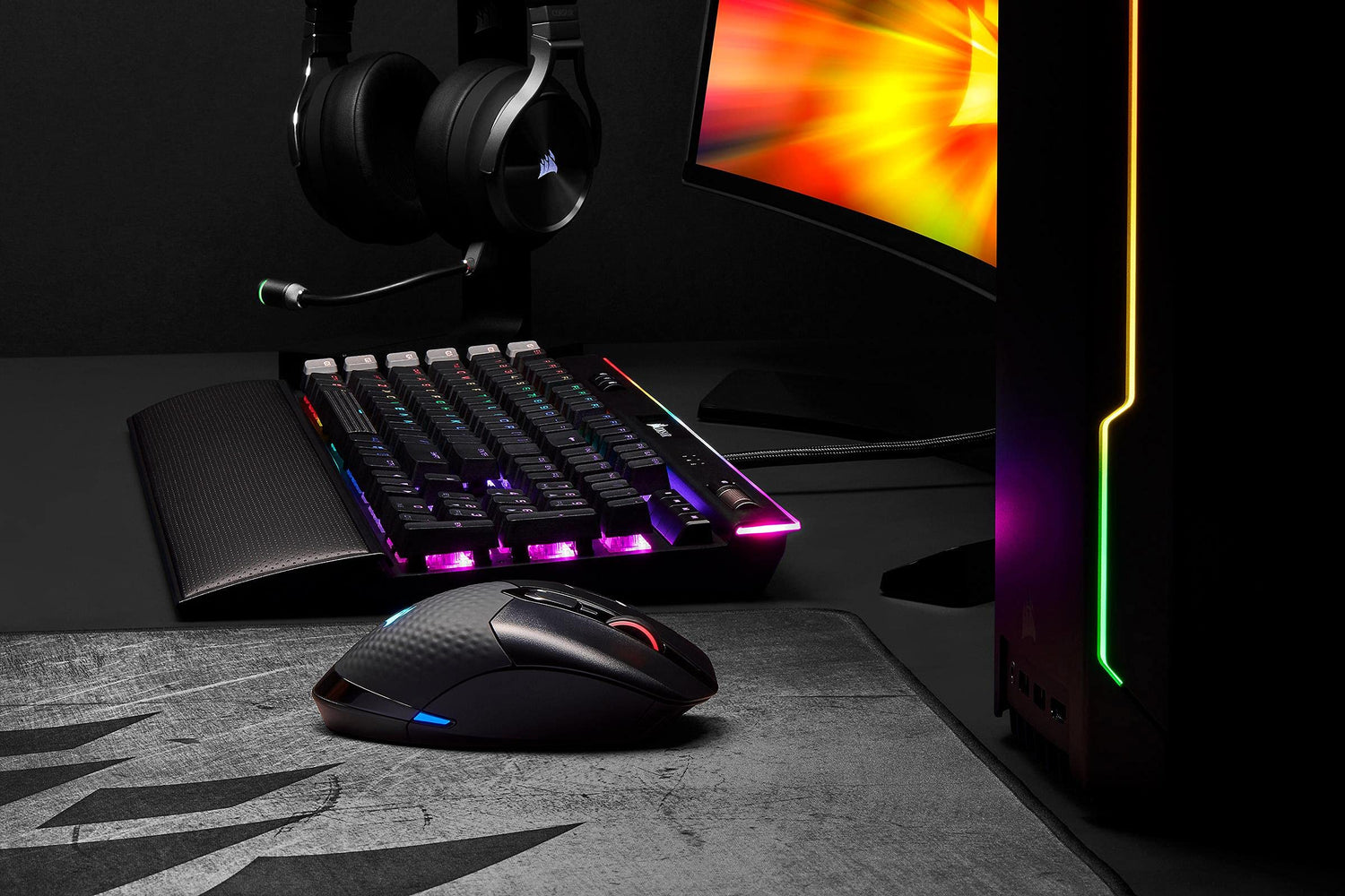 Corsair DARK CORE RGB PRO Ratón Inalámbrico FPS/MOBA para Juegos - 18.000 PPP - 8 Botones Programables - Inalámbrico Sub-1ms - Compatible con iCUE - PC, Mac, PS5, PS4, Xbox - Negro