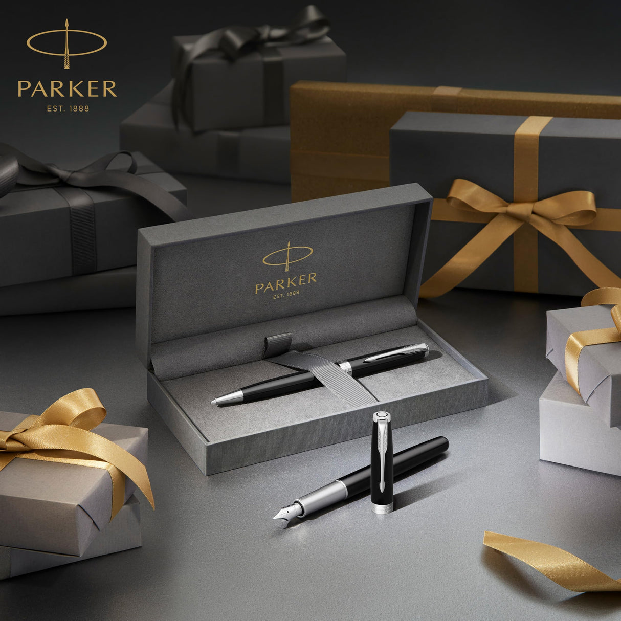 Parker Sonnet bolígrafo | lacado en negro mate con adorno dorado | punta media | en estuche de regalo