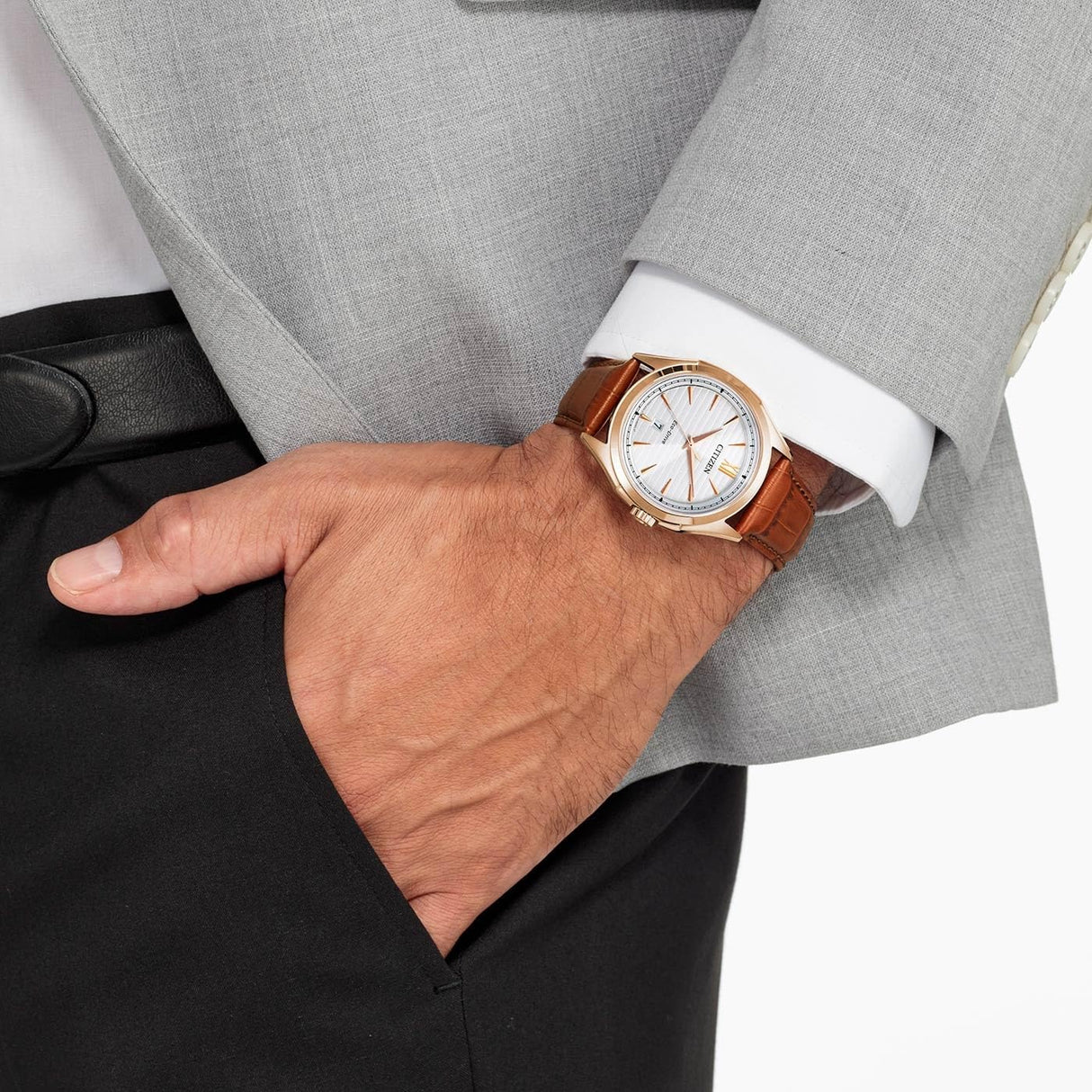 Citizen Reloj Analógico para Hombres de Cuarzo japonés con Correa en Cuero AW1753-10A