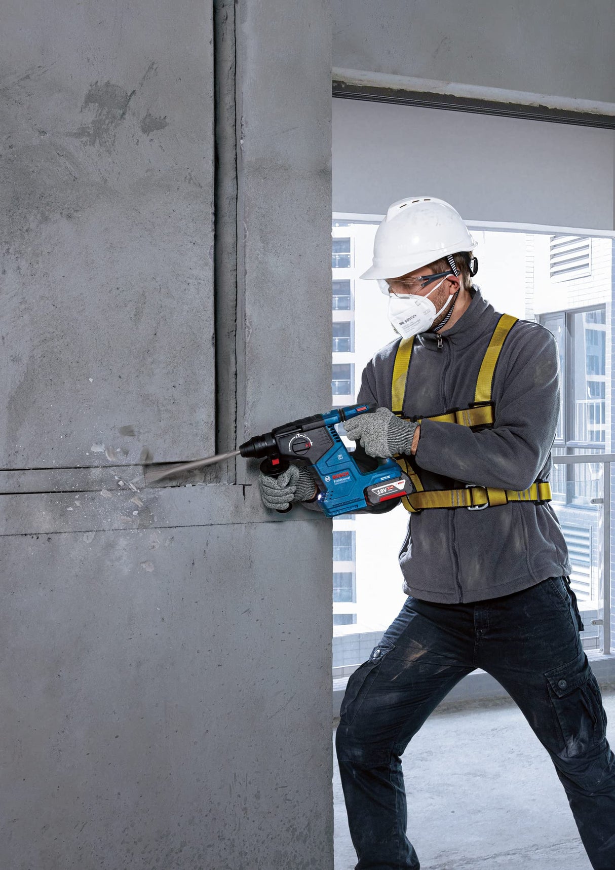 Bosch Professional 18V System GBH 18V-24 C - Martillo perforador a batería (Brushless, 2,4 J, Ø máx. hormigón 24 mm, SDS plus, Connectivity, 2 baterías x 5.0 Ah, en L-BOXX)