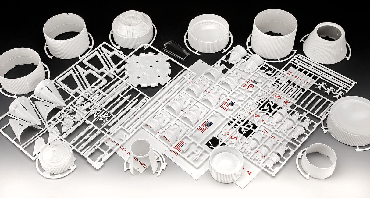 Revell 03704, Kit de Modelos de plástico, Apollo 11 Saturn V Rocket,Escala 1:96
