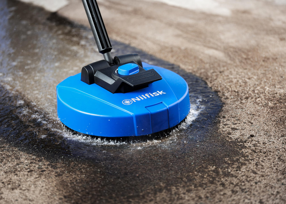 Nilfisk Hidrolimpiadora de Alta Presión E 145 Bares + Pulverizador de Espuma + Limpiador de Patios + Cepillo (2100 W)