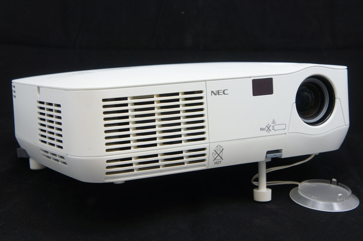 NEC NP215 - Proyector DLP, 2500 Lúmenes del ANSI, DLP, XGA 1024x768, 2000:1, 21.83 - 24 mm, 50 - 120 Hz