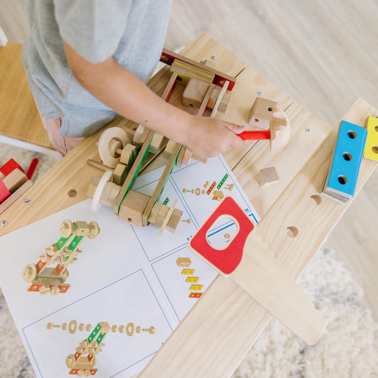 Melissa & Doug Banco de Carpintero de Madera para niños|Juguete Grande de Madera | Juego Creativo Montessori| Juego de imitación |Regalo para niños y niñas de 3 4 5 6 7 8 9 Años