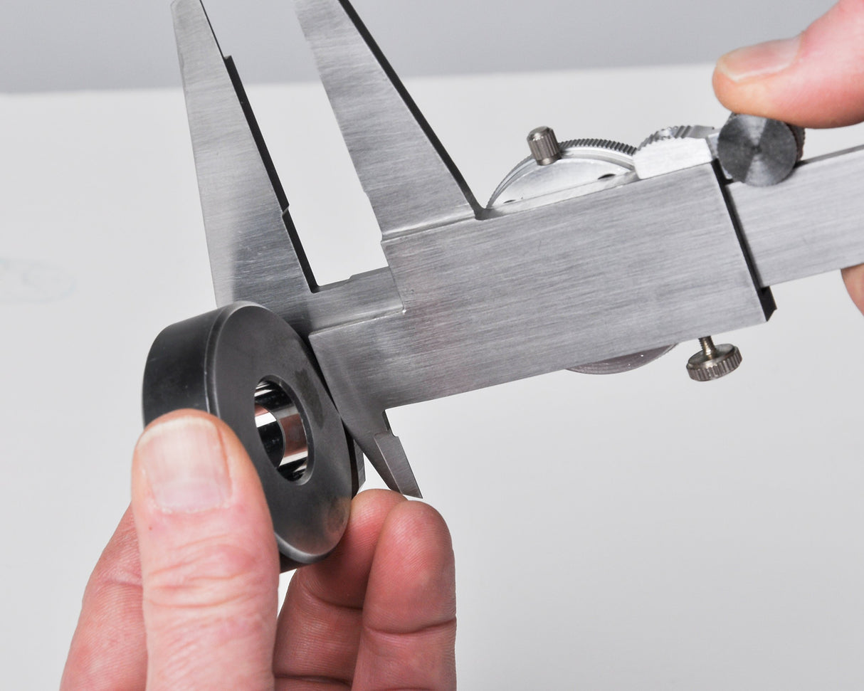 Fowler Calibrador de esfera de acero inoxidable a prueba de golpes, 52-008-712-0, rango de medición de 0-12 pulgadas, intervalo de graduación de 0.01 pulgadas, color de cara blanco