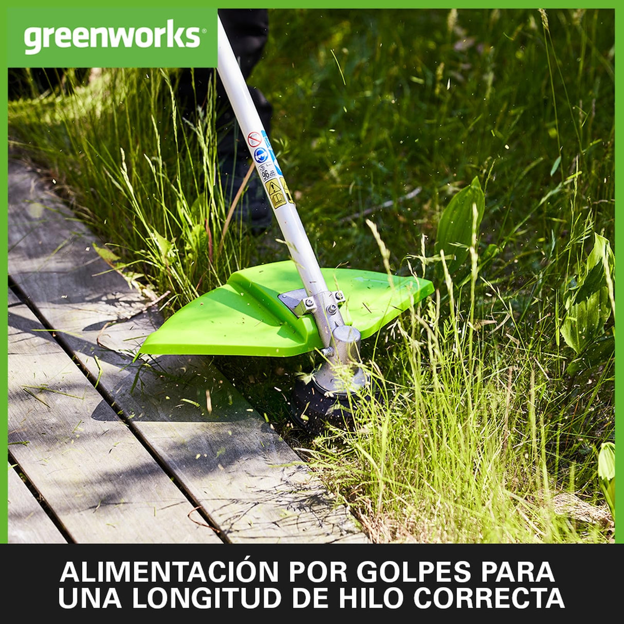 Greenworks Recortadora de hilo con batería GD24X2TX, Li-Ion 24V ancho de corte 40cm 5600 rpm diám. hilo 2mm empuñadura auxiliar ajustable varilla de 2 piezas con 2 baterías 4Ah y cargador doble