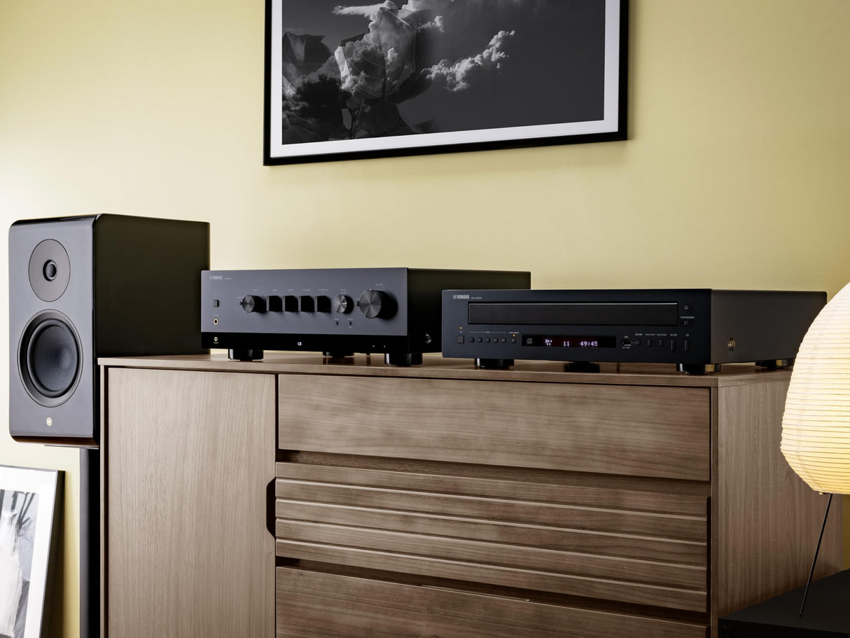 Yamaha CD-C603 Reproductor de CD, con Bandeja para 5 CD, Compatible con Varios formatos, Puerto USB Frontal para reproducción Digital y Mando a Distancia, en Plateado