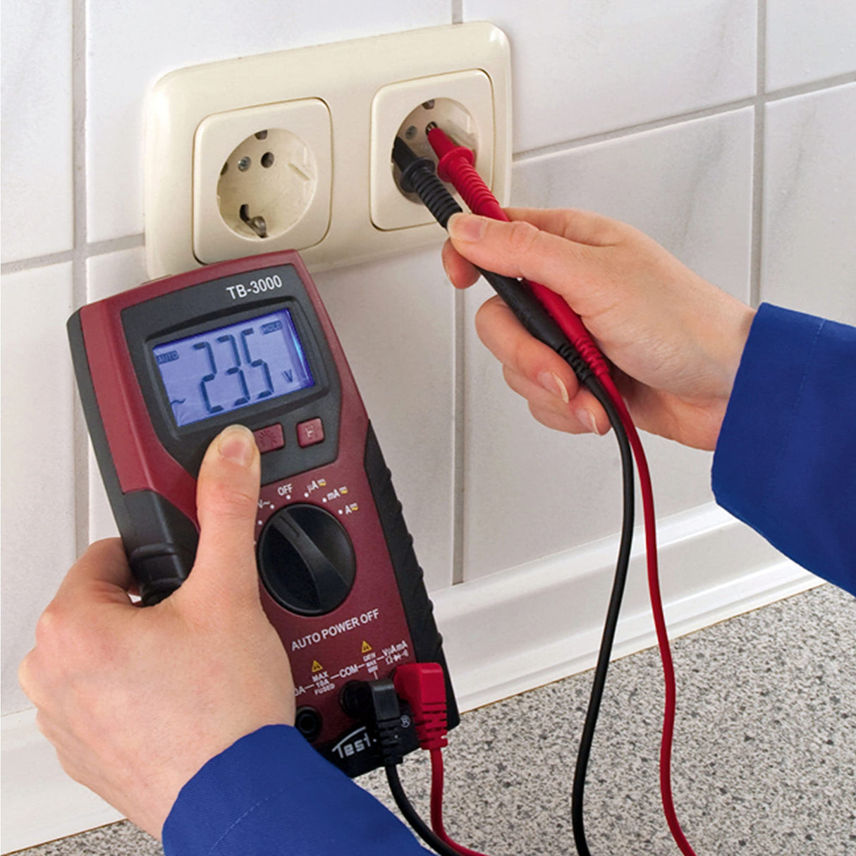 Multímetro digital Testboy 3000 con detector de rotura de cable y nivel de seguridad CAT IV (linterna LED, rango automático, retención de datos, carcasa de plástico ABS), rojo/negro