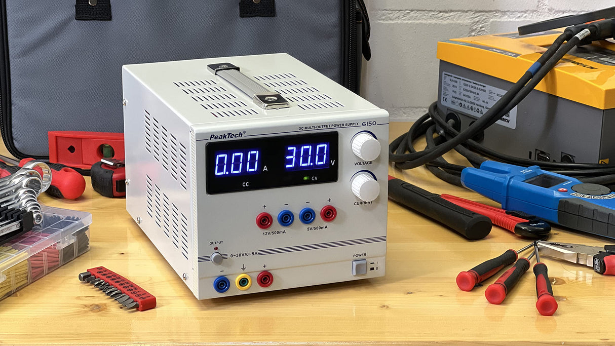 PeakTech, Digtial Lab power supply, Fuente de alimentación para laboratorio 0, 30V / 0, 5A DC, estabilizada, ajustable linealmente, 1 pieza, P 6150