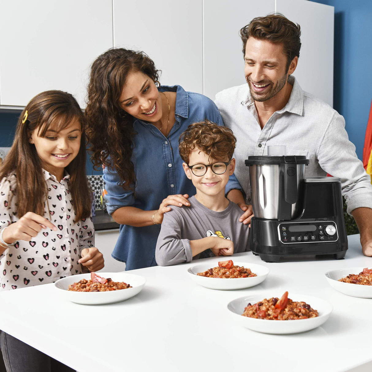 Moulinex HF456810, ClickChef Cocina multifunción compacta, 1400 W, 5 Programas, 32 Funciones, Báscula de cocina integrada, Olla a vapor, Batidora, Color Negro, 3.6 L