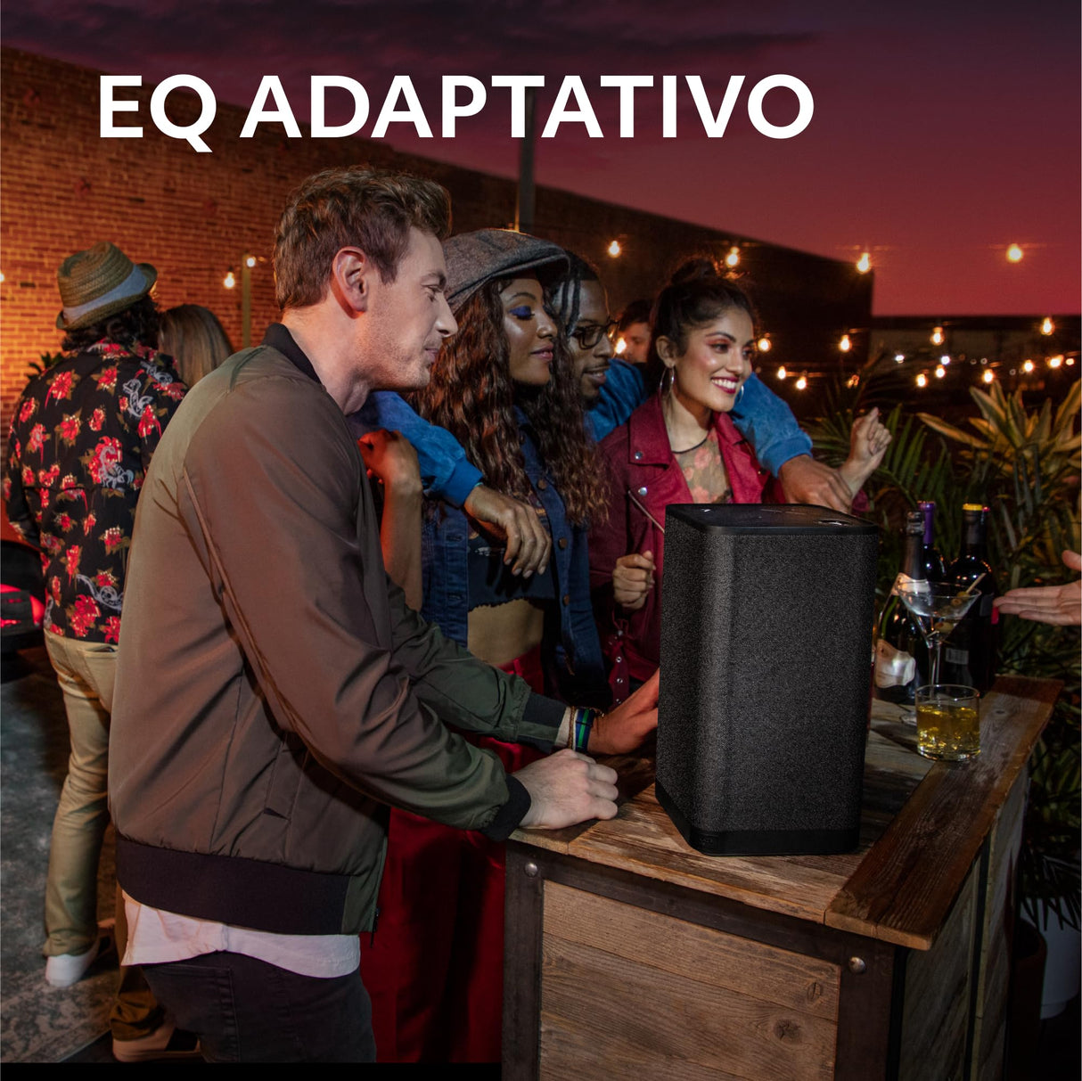 ULTIMATE EARS HYPERBOOM, Altavoz Bluetooth inalámbrico portátil, Altavoz potente, Graves magníficos, Resistente al agua IPX4, Radio de acción de 45 m - Negro