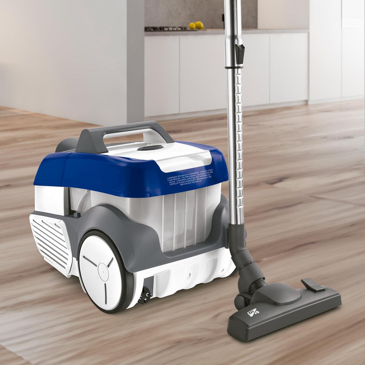 Di4 AquaMax, Aspiradora Potente + Limpiador de Tapicerías, Carpet Clenar + Vacuum Cleaner, Aspirador de Líquidos tapicería, Filtro HEPA, 14 Accesorios, Detergentes incluidos, 2100 W
