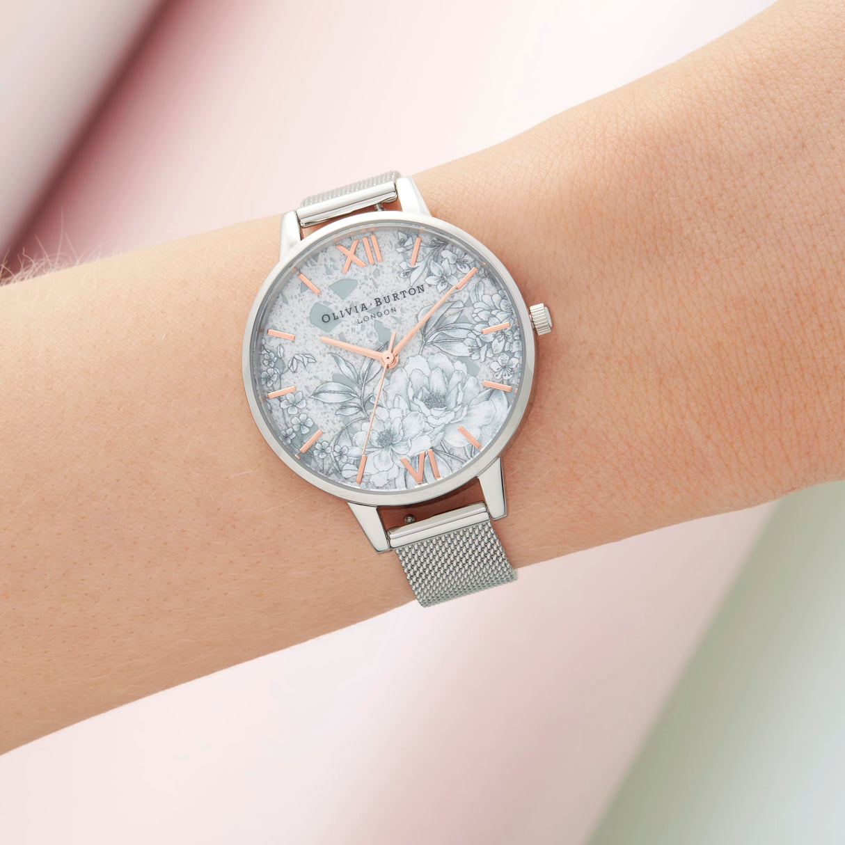 Olivia Burton Reloj Analógico de Cuarzo para Mujer Colección TERRAZZO Florals con Correa de Malla de Acero Inoxidable Plateada - OB16TZ06